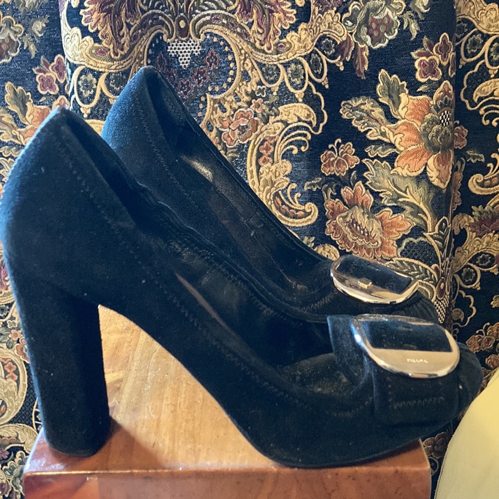 Authentic Prada Suede Heels - Picture 2 of 7